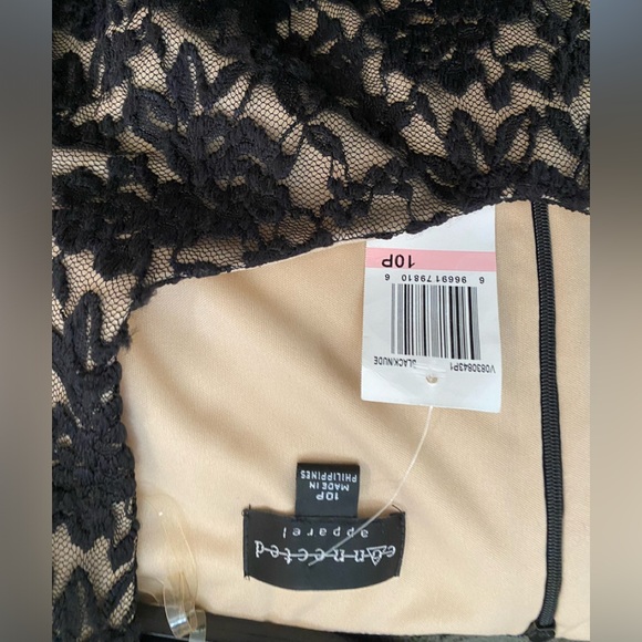 Connected Women's Cap-Sleeve Lace Sheath Dress Size 10P - Picture 4 of 5